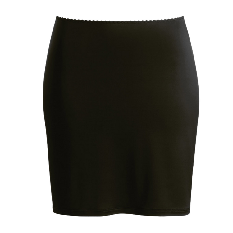 UNDERSKIRT
