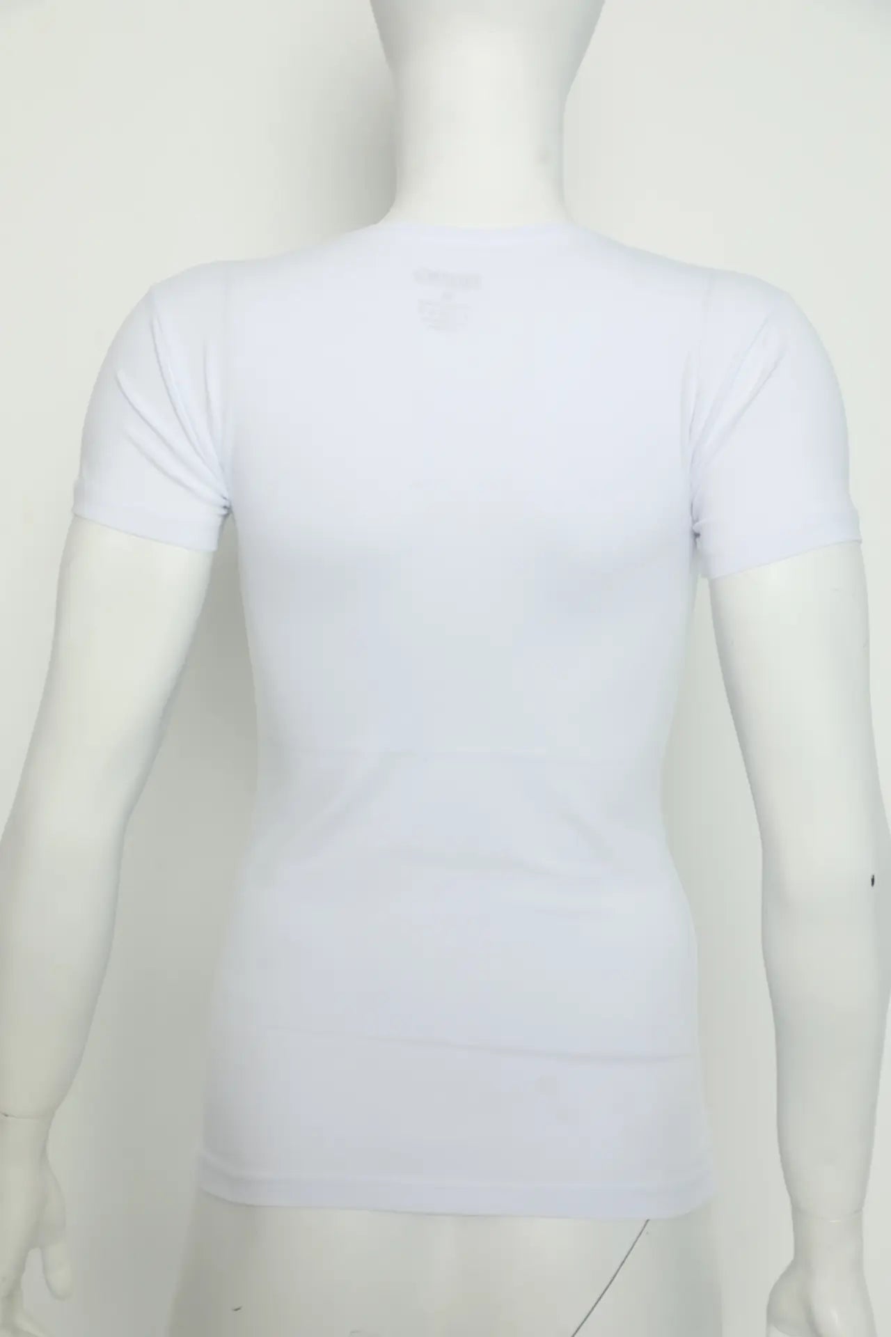 TOLIN3247 | WHITE | tolin-sync:3c0196c643ac6fcb449a231071e4e620d83c5827a51b27fd903ee13ac19c7970